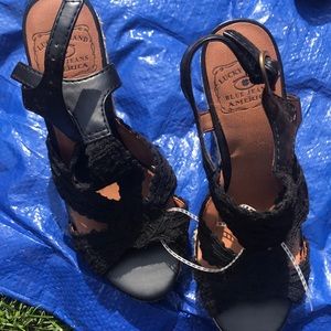 Lucky brand wedge